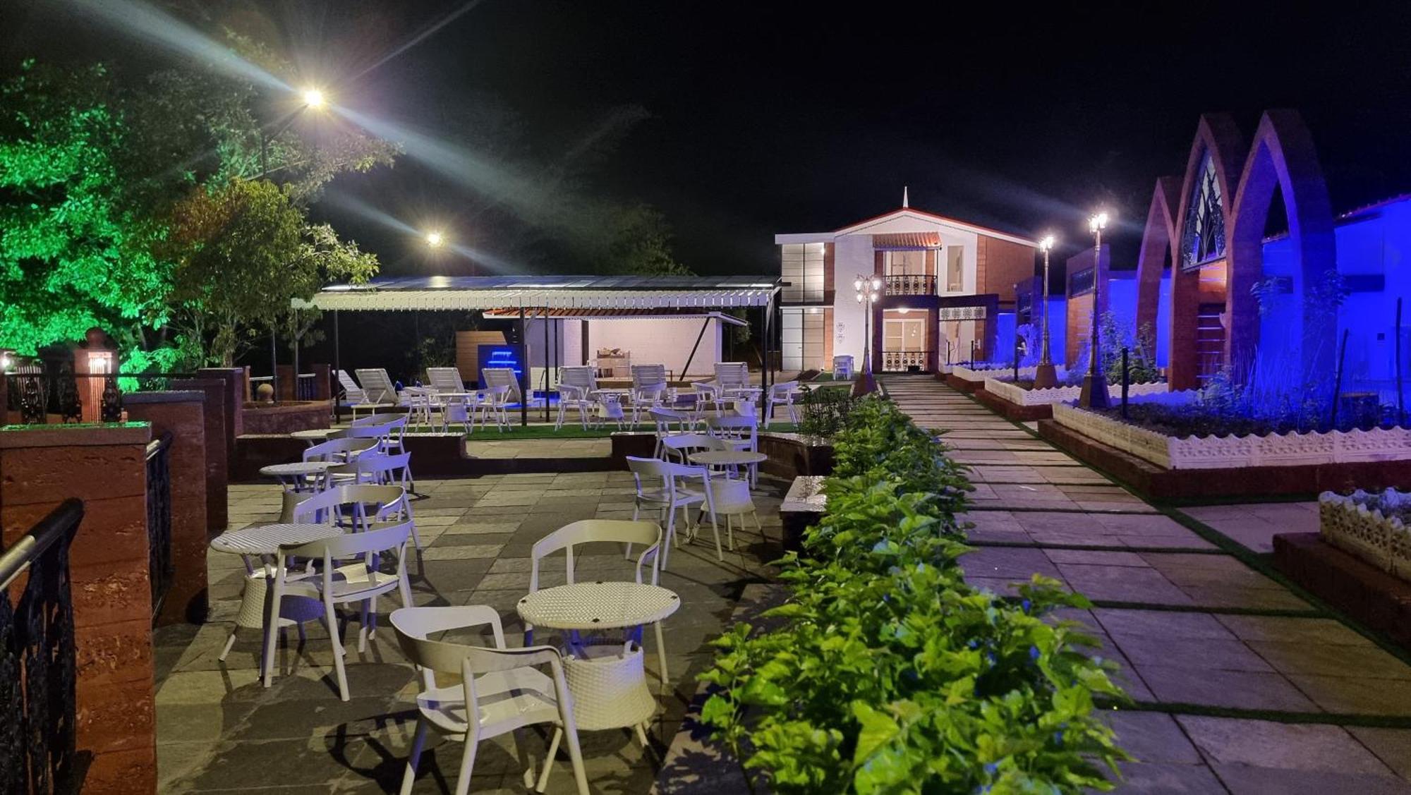 Nostravila Lonavala Exterior foto