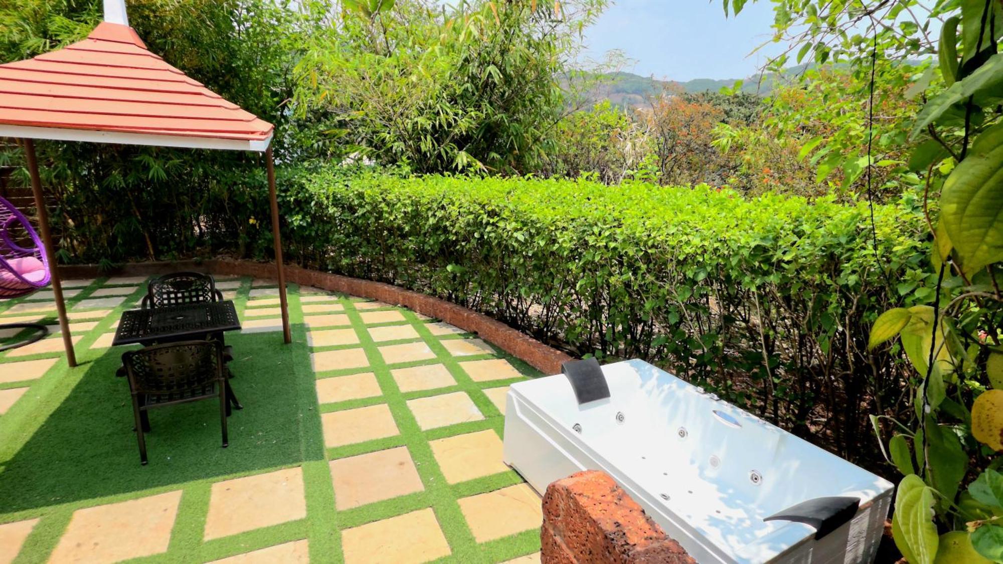 Nostravila Lonavala Exterior foto